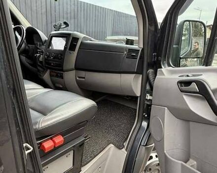 Черный Мерседес Sprinter, объемом двигателя 2.99 л и пробегом 273 тыс. км за 35000 $, фото 11 на Automoto.ua