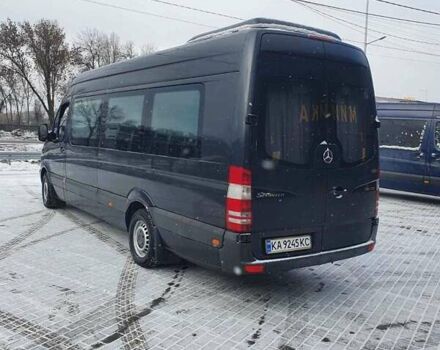Черный Мерседес Sprinter, объемом двигателя 3.22 л и пробегом 777 тыс. км за 22000 $, фото 2 на Automoto.ua