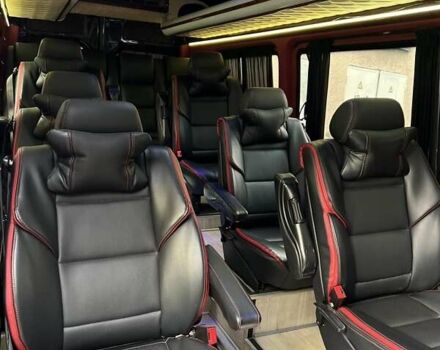 Черный Мерседес Sprinter, объемом двигателя 3.22 л и пробегом 777 тыс. км за 22000 $, фото 4 на Automoto.ua