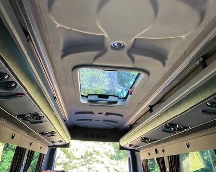 Чорний Мерседес Sprinter, об'ємом двигуна 2.99 л та пробігом 350 тис. км за 29500 $, фото 5 на Automoto.ua