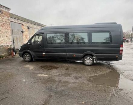 Черный Мерседес Sprinter, объемом двигателя 3.22 л и пробегом 998 тыс. км за 19000 $, фото 4 на Automoto.ua