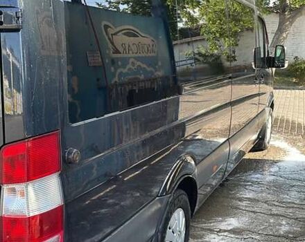 Черный Мерседес Sprinter, объемом двигателя 2.14 л и пробегом 450 тыс. км за 27999 $, фото 3 на Automoto.ua