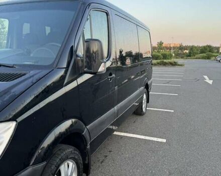 Черный Мерседес Sprinter, объемом двигателя 2.2 л и пробегом 610 тыс. км за 15900 $, фото 3 на Automoto.ua