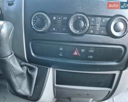 Чорний Мерседес Sprinter, об'ємом двигуна 2.2 л та пробігом 335 тис. км за 16750 $, фото 23 на Automoto.ua