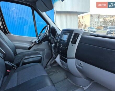 Чорний Мерседес Sprinter, об'ємом двигуна 2.2 л та пробігом 335 тис. км за 16750 $, фото 19 на Automoto.ua