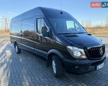 Черный Мерседес Sprinter, объемом двигателя 2.99 л и пробегом 222 тыс. км за 35000 $, фото 1 на Automoto.ua