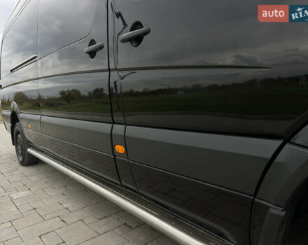 Черный Мерседес Sprinter, объемом двигателя 2.2 л и пробегом 421 тыс. км за 19999 $, фото 27 на Automoto.ua