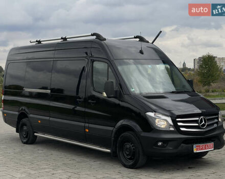 Черный Мерседес Sprinter, объемом двигателя 2.2 л и пробегом 421 тыс. км за 19999 $, фото 5 на Automoto.ua