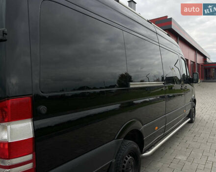 Черный Мерседес Sprinter, объемом двигателя 2.2 л и пробегом 421 тыс. км за 19999 $, фото 19 на Automoto.ua