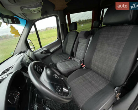 Черный Мерседес Sprinter, объемом двигателя 2.2 л и пробегом 421 тыс. км за 19999 $, фото 53 на Automoto.ua