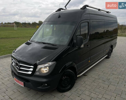 Черный Мерседес Sprinter, объемом двигателя 2.2 л и пробегом 421 тыс. км за 19999 $, фото 2 на Automoto.ua
