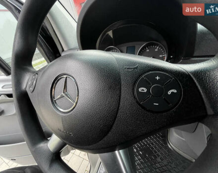 Черный Мерседес Sprinter, объемом двигателя 2.2 л и пробегом 421 тыс. км за 19999 $, фото 74 на Automoto.ua