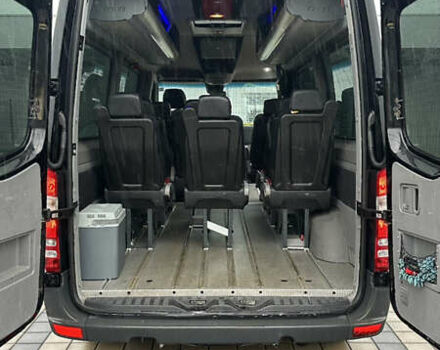 Черный Мерседес Sprinter, объемом двигателя 2.2 л и пробегом 710 тыс. км за 29900 $, фото 8 на Automoto.ua