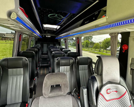 Черный Мерседес Sprinter, объемом двигателя 2.99 л и пробегом 375 тыс. км за 95500 $, фото 22 на Automoto.ua