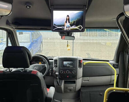 Черный Мерседес Sprinter, объемом двигателя 2.2 л и пробегом 710 тыс. км за 29900 $, фото 11 на Automoto.ua