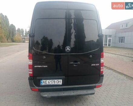 Чорний Мерседес Sprinter, об'ємом двигуна 2.14 л та пробігом 720 тис. км за 22611 $, фото 3 на Automoto.ua