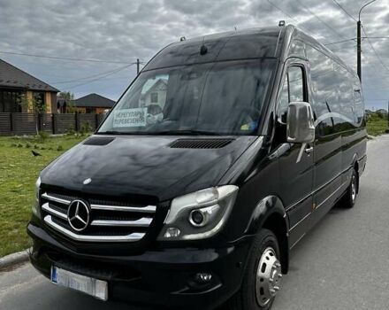 Черный Мерседес Sprinter, объемом двигателя 2.99 л и пробегом 375 тыс. км за 95500 $, фото 3 на Automoto.ua