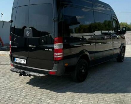 Черный Мерседес Sprinter, объемом двигателя 2.2 л и пробегом 260 тыс. км за 24000 $, фото 2 на Automoto.ua