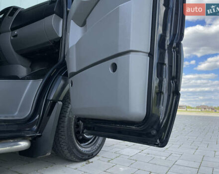 Чорний Мерседес Sprinter, об'ємом двигуна 2.2 л та пробігом 421 тис. км за 19550 $, фото 58 на Automoto.ua