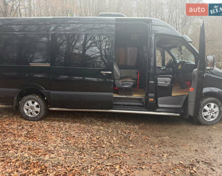 Черный Мерседес Sprinter, объемом двигателя 2.99 л и пробегом 800 тыс. км за 29500 $, фото 1 на Automoto.ua