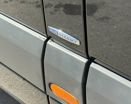 Черный Мерседес Sprinter, объемом двигателя 2.2 л и пробегом 411 тыс. км за 19500 $, фото 11 на Automoto.ua