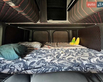 Черный Мерседес Sprinter, объемом двигателя 3 л и пробегом 688 тыс. км за 37500 $, фото 8 на Automoto.ua