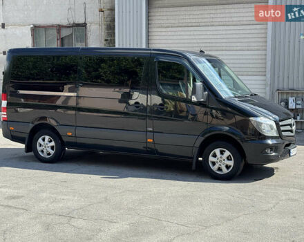 Черный Мерседес Sprinter, объемом двигателя 2.2 л и пробегом 411 тыс. км за 19500 $, фото 2 на Automoto.ua