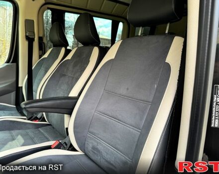 Черный Мерседес Sprinter, объемом двигателя 2.1 л и пробегом 360 тыс. км за 20000 $, фото 6 на Automoto.ua