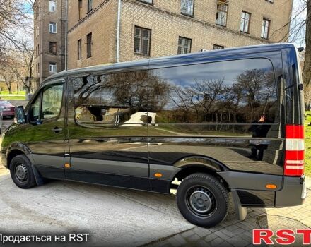 Черный Мерседес Sprinter, объемом двигателя 2.1 л и пробегом 360 тыс. км за 20000 $, фото 2 на Automoto.ua