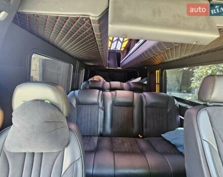 Черный Мерседес Sprinter, объемом двигателя 2.99 л и пробегом 732 тыс. км за 41500 $, фото 28 на Automoto.ua