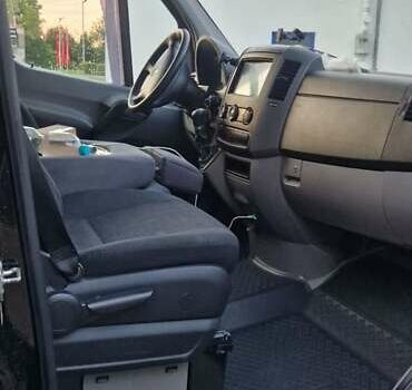 Черный Мерседес Sprinter, объемом двигателя 2.2 л и пробегом 334 тыс. км за 32199 $, фото 12 на Automoto.ua