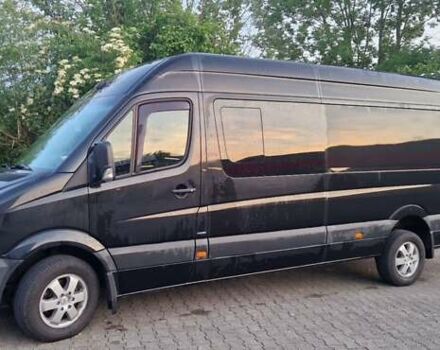 Черный Мерседес Sprinter, объемом двигателя 2.2 л и пробегом 334 тыс. км за 32199 $, фото 6 на Automoto.ua