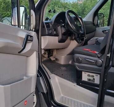 Черный Мерседес Sprinter, объемом двигателя 2.2 л и пробегом 334 тыс. км за 32199 $, фото 11 на Automoto.ua