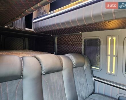 Черный Мерседес Sprinter, объемом двигателя 2.99 л и пробегом 732 тыс. км за 41500 $, фото 2 на Automoto.ua