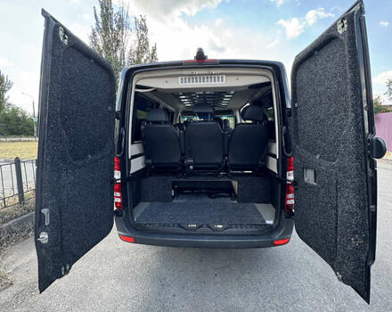 Черный Мерседес Sprinter, объемом двигателя 2.2 л и пробегом 411 тыс. км за 19500 $, фото 32 на Automoto.ua