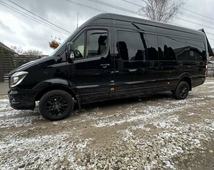 Черный Мерседес Sprinter, объемом двигателя 0 л и пробегом 780 тыс. км за 31148 $, фото 6 на Automoto.ua