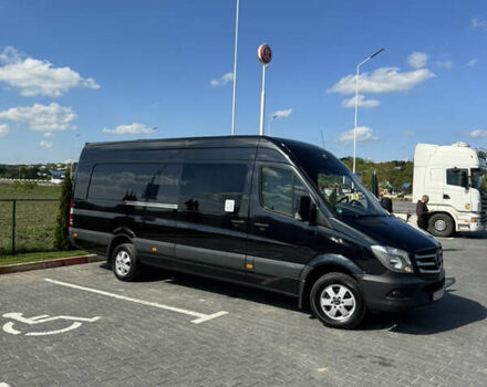 Чорний Мерседес Sprinter, об'ємом двигуна 0 л та пробігом 160 тис. км за 33943 $, фото 2 на Automoto.ua