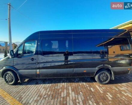 Черный Мерседес Sprinter, объемом двигателя 2.1 л и пробегом 483 тыс. км за 23000 $, фото 9 на Automoto.ua