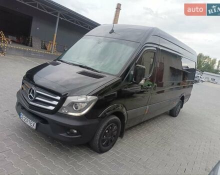 Черный Мерседес Sprinter, объемом двигателя 2.9 л и пробегом 660 тыс. км за 33999 $, фото 5 на Automoto.ua