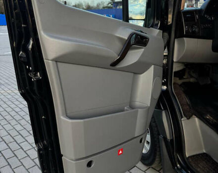 Черный Мерседес Sprinter, объемом двигателя 3 л и пробегом 676 тыс. км за 35500 $, фото 28 на Automoto.ua