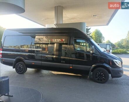 Черный Мерседес Sprinter, объемом двигателя 2.9 л и пробегом 660 тыс. км за 33999 $, фото 14 на Automoto.ua