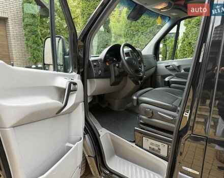 Черный Мерседес Sprinter, объемом двигателя 2.2 л и пробегом 181 тыс. км за 26900 $, фото 36 на Automoto.ua