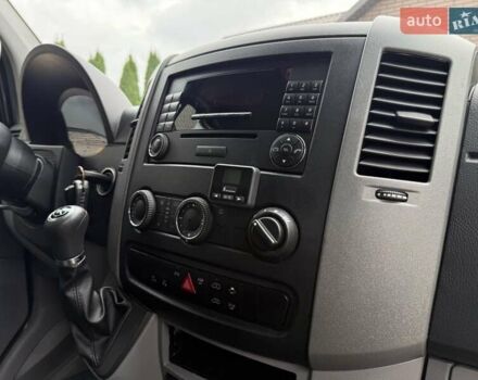 Черный Мерседес Sprinter, объемом двигателя 2.2 л и пробегом 181 тыс. км за 26900 $, фото 55 на Automoto.ua