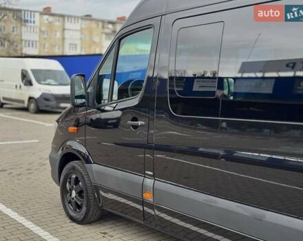 Черный Мерседес Sprinter, объемом двигателя 3 л и пробегом 400 тыс. км за 36500 $, фото 10 на Automoto.ua