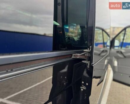 Черный Мерседес Sprinter, объемом двигателя 3 л и пробегом 400 тыс. км за 36500 $, фото 38 на Automoto.ua