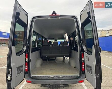 Черный Мерседес Sprinter, объемом двигателя 3 л и пробегом 400 тыс. км за 36500 $, фото 30 на Automoto.ua