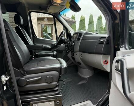 Черный Мерседес Sprinter, объемом двигателя 2.2 л и пробегом 181 тыс. км за 26900 $, фото 51 на Automoto.ua