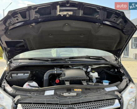 Черный Мерседес Sprinter, объемом двигателя 0 л и пробегом 185 тыс. км за 30800 $, фото 24 на Automoto.ua