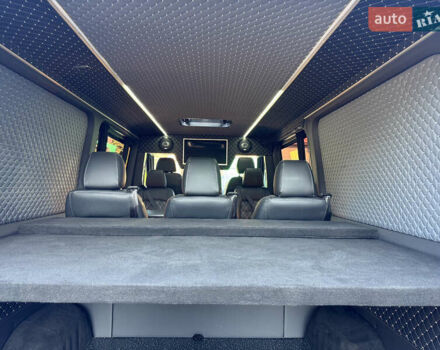 Чорний Мерседес Sprinter, об'ємом двигуна 2.2 л та пробігом 205 тис. км за 46990 $, фото 44 на Automoto.ua