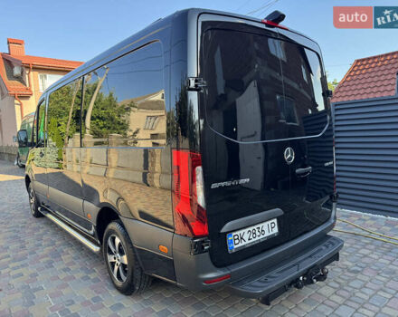Чорний Мерседес Sprinter, об'ємом двигуна 2.2 л та пробігом 205 тис. км за 46990 $, фото 74 на Automoto.ua